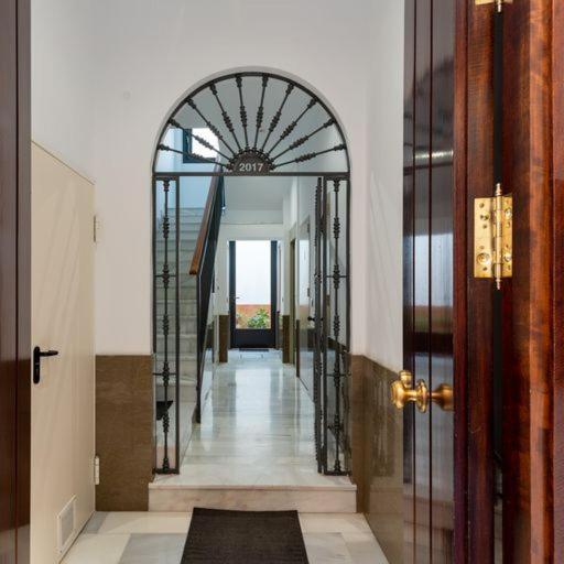 Coqueto Apartamento Para Descubrir Sevilla Exterior photo