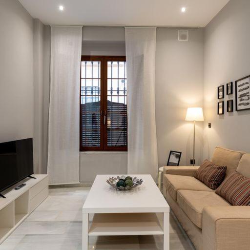 Coqueto Apartamento Para Descubrir Sevilla Exterior photo
